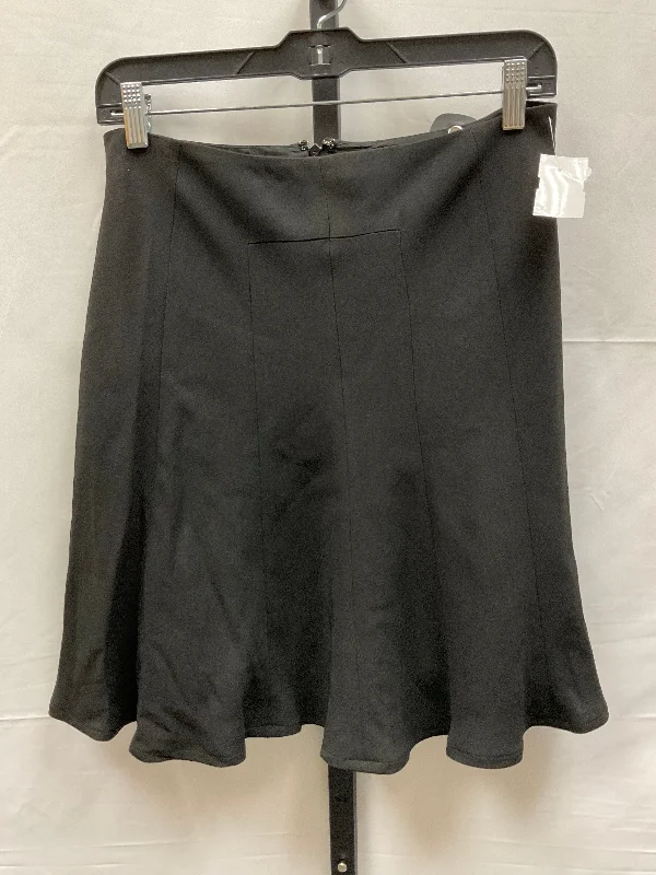 Black Skirt Mini & Short Loft, Size 4 Mini Skirt Vibes