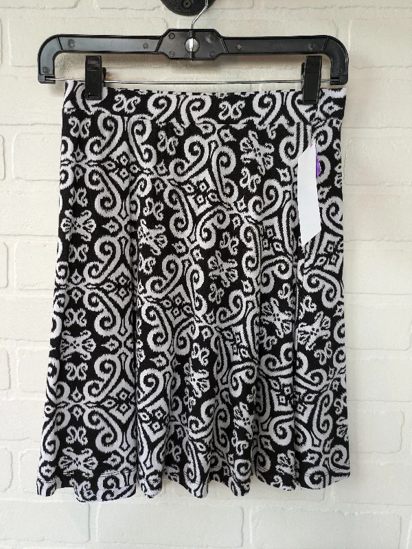 Black & White Skirt Mini & Short Caslon, Size 8 Soft Leather Skirt