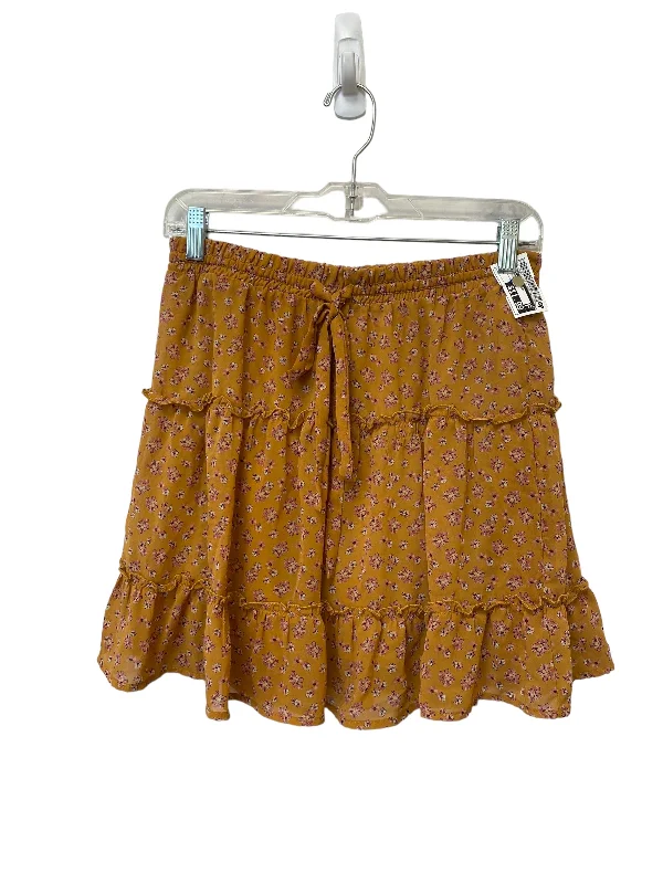 Floral Print Skirt Mini & Short Sienna Sky, Size L Simple Mini Skirt